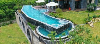 Villa 5 sao tiện nghi, bể bơi, sân golf, cách Hà Nội 50 phút di chuyển, 