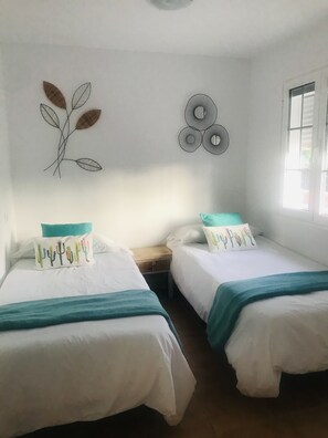 2 Schlafzimmer, Bügeleisen/Bügelbrett, WLAN, Bettwäsche