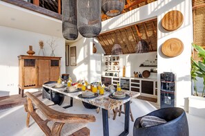 Dining room - Villa Chempaka by Alfred in Bali (Kerobokan)