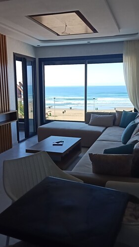 Très bel Appartement Avec une vue Magnifique sur mer