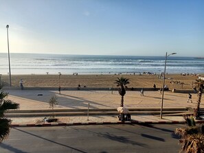 Beach - Très bel Appartement Avec une vue Magnifique sur mer (Rabat-Salé-Kénitra)