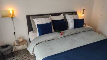 1 bedroom, travel crib, WiFi, bed sheets