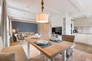 Dining - Loos - Renovierte Erdgeschoßwohnung Inklusive Wohlfühlatmosphäre (Sylt / OT Keitum)