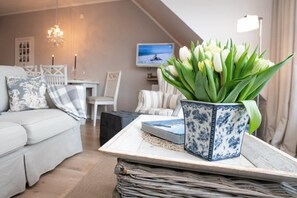 TV, table football, stereo - Ruhige Lage im Historischen Ortskern von Keitum auf Sylt (Sylt / OT Keitum)