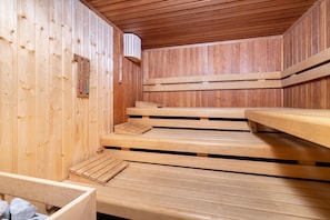 Sauna - Schönes Hausteil Unter Reet mit ca. 180 qm (Sylt / OT Archsum)