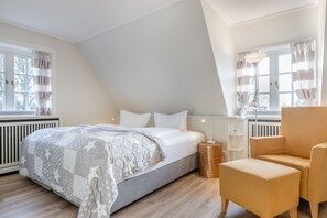 3 soverom, skrivebord, strykejern/-brett og wi-fi (inkludert)