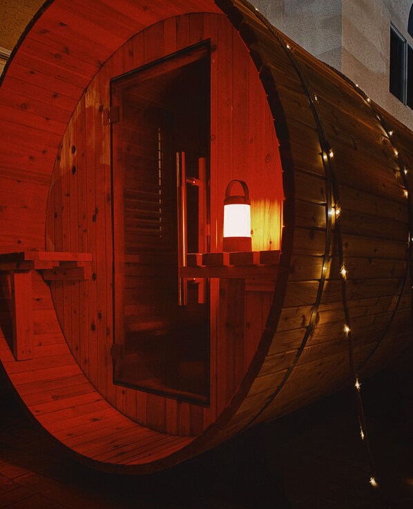 Sauna - Fragrant Finnish Sauna & Amazing Private Pool with French 3 Bedrooms (Las Vegas)