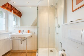 Hair dryer, towels - Barig Hüs OG - Ruhig Gelegene Sackgasse in der Nähe zu Wattenmeer und Hafen (Sylt / OT Munkmarsch)