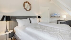 3 soverom, skrivebord, strykejern/-brett og wi-fi (inkludert)