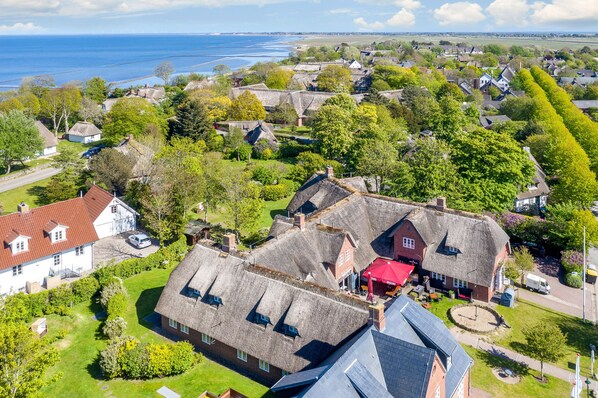 Exterior - Diese Obergeschoss-wohnung ist ca. 60 m² Groß und Bietet Zwei Personen Platz (Sylt / OT Keitum)