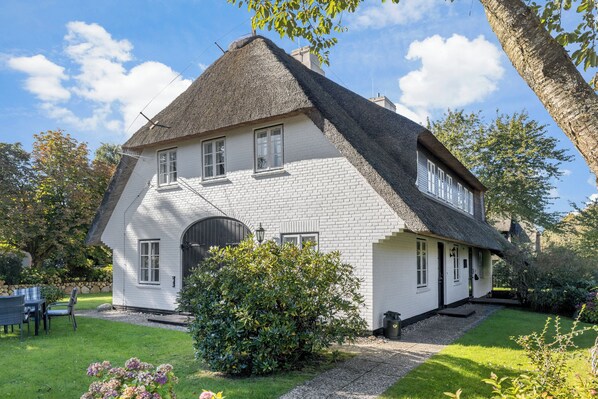 Exterior - 3-raum-appartement im Eg/og, ca. 60m² Nutzfläche (Sylt / OT Keitum)