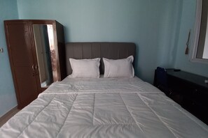 Habitación económica doble | Wifi gratis y ropa de cama