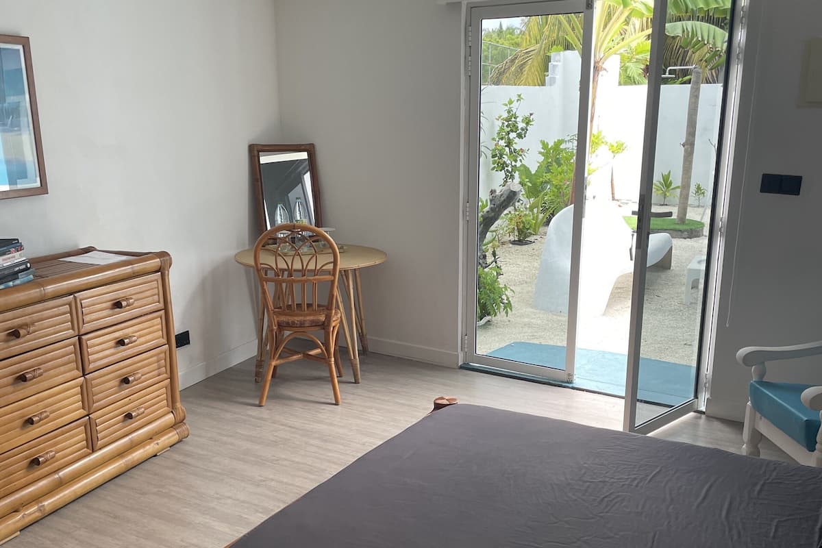 Premium Double Room | 1 bedroom, in-room safe, individually decorated, individually furnished
