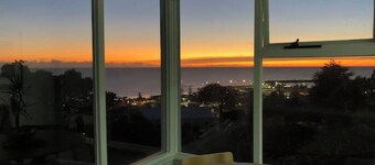 Cosy Unit With a Sea View