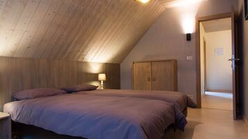 4 chambres, fer et planche Ă repasser, Wi-Fi, draps fournis