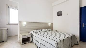 Comfort-Zimmer | Zimmersafe, Verdunkelungsvorhänge, kostenloses WLAN, Bettwäsche