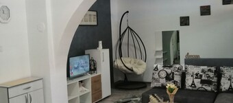 Center City Apartments-fully equipped with a terrace. 50m from the main street!