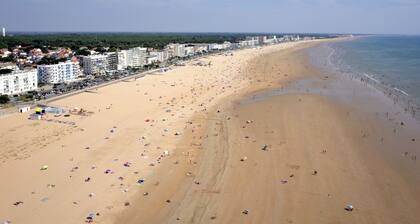 Renovated House Near Forest, 600m to Beach/Shops, Dog Friendly