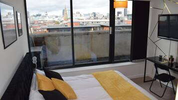 Apartment | 1 bedroom, iron/ironing board, free WiFi, bed sheets