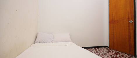 Habitación doble económica | Wifi gratis y ropa de cama