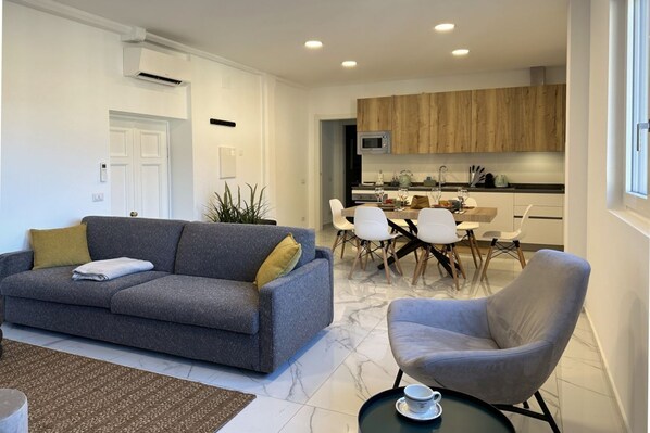 Living area - Dolce Vista Mantovani Palace (Como)