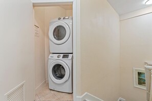 Interior - Cozy 4BDR House near Disney! (Kissimmee)