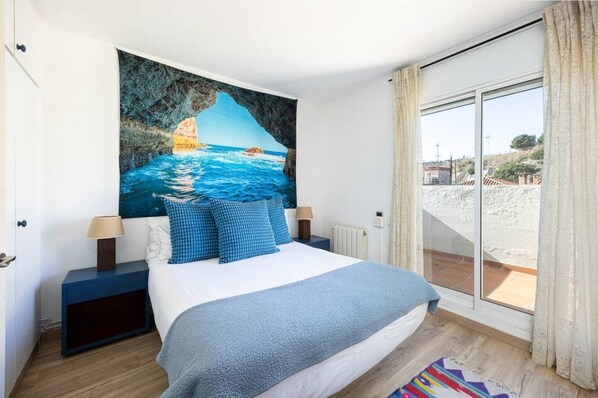 4 soverom, strykejern/-brett, wi-fi (inkludert) og sengetøy