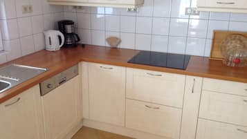 冰箱、烤箱、洗碗机、茶具/咖啡用具