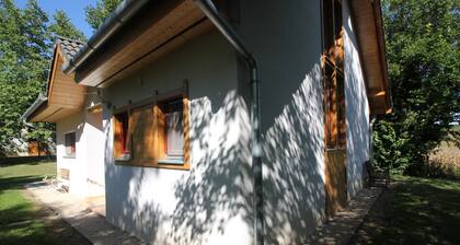 4 Schlafzimmer Unterkunft in Szólád