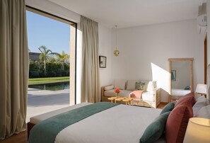 4 bedrooms, in-room safe, iron/ironing board, free WiFi