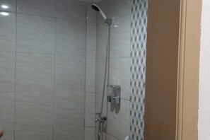 Doppia Deluxe | Bagno | Doccia, sapone