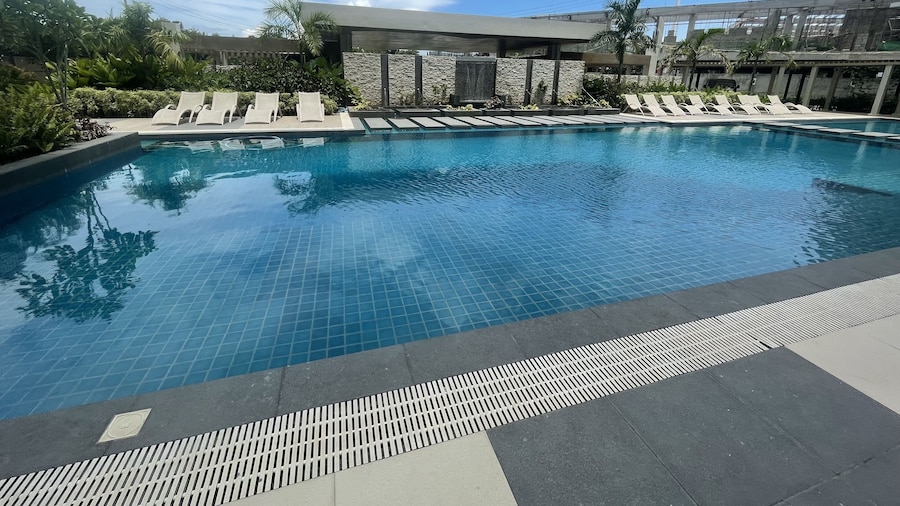Mesavirre Garden Residences