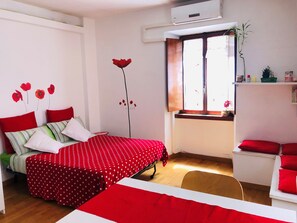 1 Schlafzimmer, BĂŒgeleisen/BĂŒgelbrett, WLAN, BettwĂ€sche