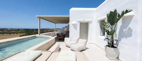 Luxury Villa | Terrace/patio