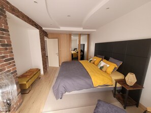 6 camere, Wi-Fi, lenzuola
