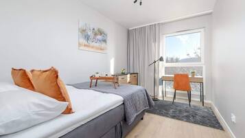 2 makuuhuonetta, silitysrauta/-lauta, Wi-Fi, vuodevaatteet