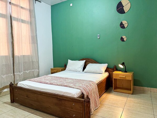 1 soverom, strykejern/-brett, wi-fi og sengetøy