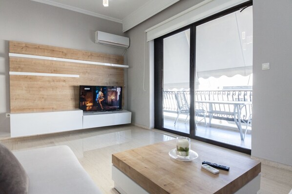 Deluxe Apartment | Living area - Modern Luxury 2Bd Apt in Agios Dimitrios (Agios Dimitrios)