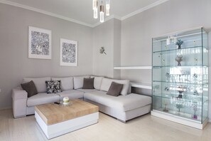 Interior - Modern Luxury 2Bd Apt in Agios Dimitrios (Agios Dimitrios)