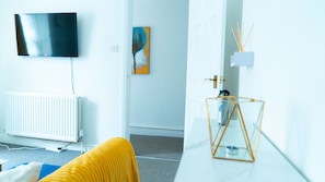 Smart TV, books