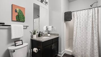 Deluxe-Apartment, 4 Schlafzimmer | Badezimmer