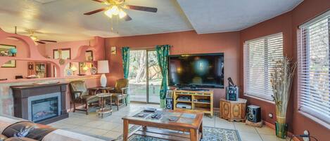 House (2 Bedrooms) | Front of property