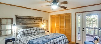 Ski-in, Ski-out Brian Head Condo w/ Fireplace!