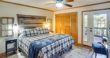 Ski-in, Ski-out Brian Head Condo w/ Fireplace!