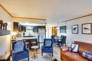 Apartment (2 Bedrooms) | Interior - Ski-in, Ski-out Brian Head Condo w/ Fireplace! (Brian Head)