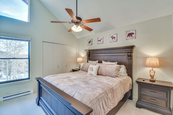 Steamboat Springs Condo: Community Pool & Hot Tub! - Oak Creek, CO