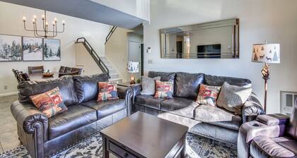 Steamboat Springs Condo: Community Pool & Hot Tub!