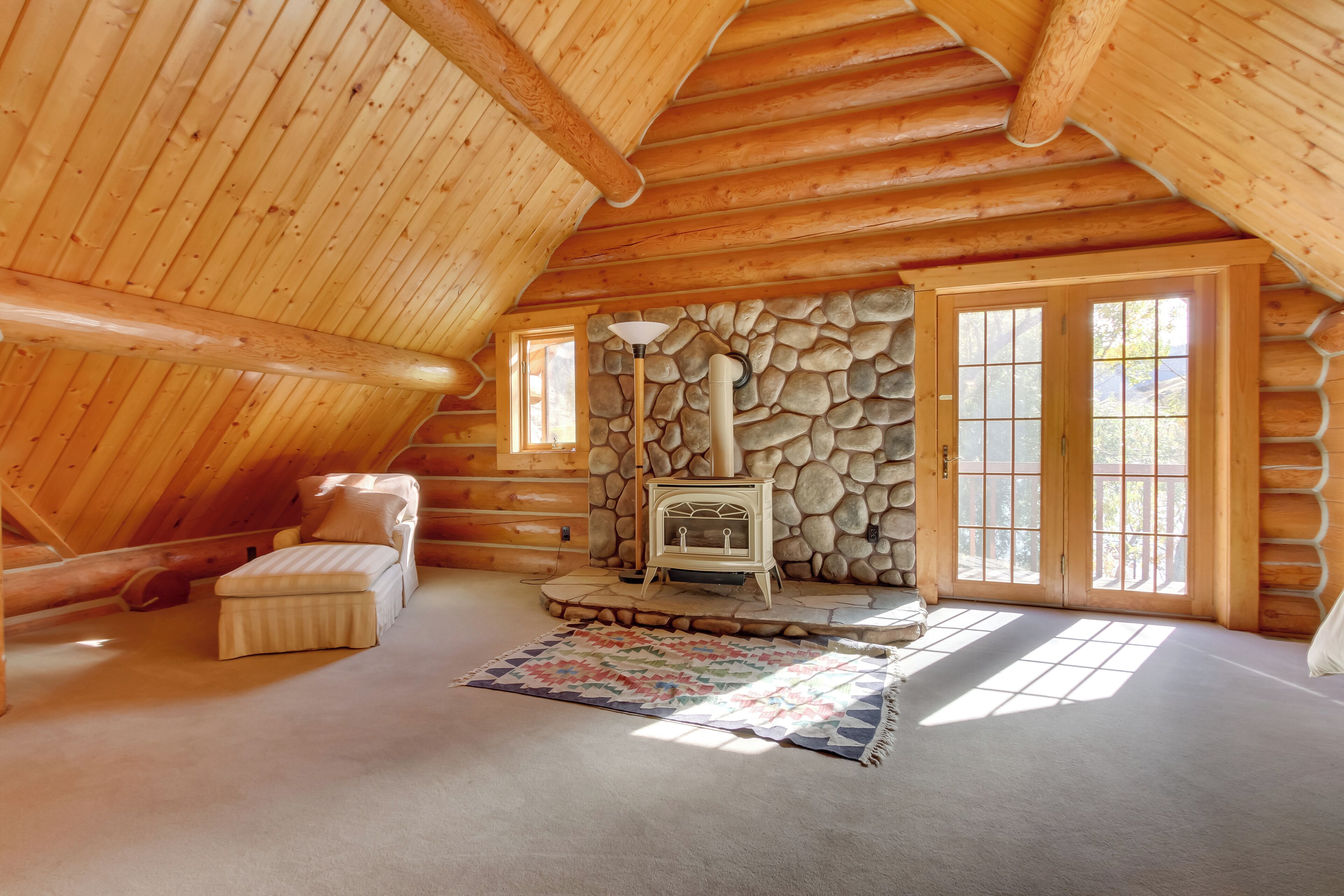 House (6 Bedrooms) | Interior