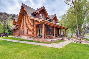 House (6 Bedrooms) | Interior