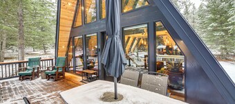 Stunning A-frame Cabin, Steps to Clark Fork River